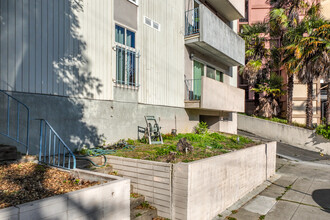 280 Park View Ter in Oakland, CA - Building Photo - Building Photo