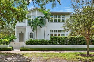 3400 Ponce de Leon Blvd in Coral Gables, FL - Building Photo
