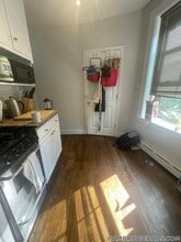 106 Willow St, Unit 3 in Cambridge, MA - Foto de edificio - Building Photo