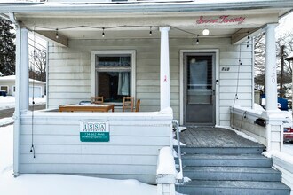 720 S Main St in Ann Arbor, MI - Building Photo - Building Photo