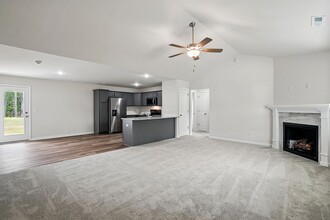 301 Lotus Ave in Smithfield, NC - Building Photo - Building Photo