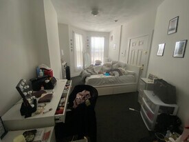 210 Hemenway St, Unit 1 in Boston, MA - Building Photo