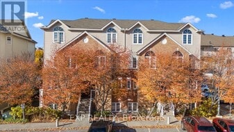 69 Steele Park Private in Ottawa, ON - Building Photo