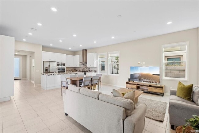 103 Pusan Wy in Irvine, CA - Building Photo - Building Photo