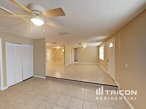 5912 92nd Ave N in Pinellas Park, FL - Building Photo - Building Photo