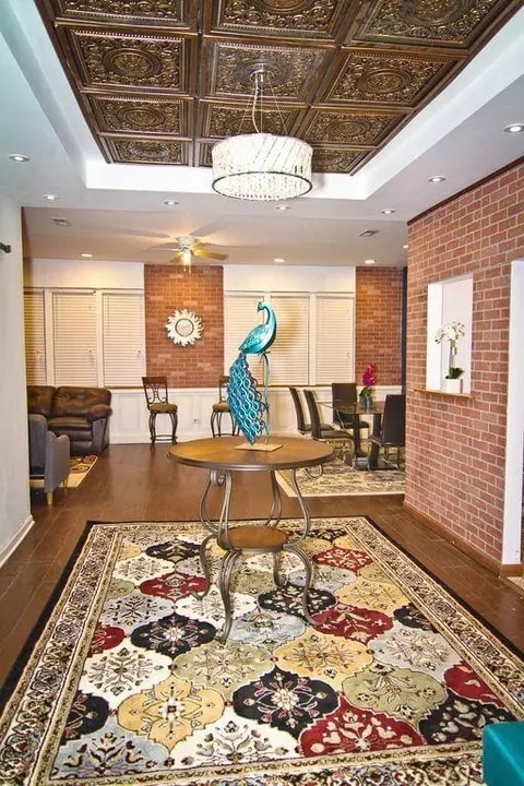 7040 S Stony Island Ave, Unit 2 in Chicago, IL - Building Photo