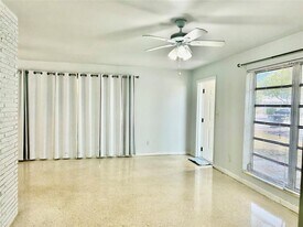 4307 Sea Grape Dr in Lauderdale-by-the-Sea, FL - Building Photo