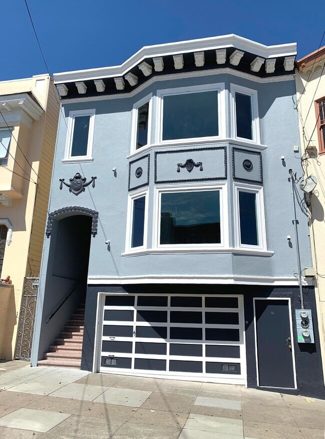 property at 423-425-425 11th Ave