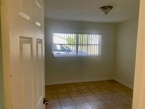 224-230 SW 47th Terrace in Cape Coral, FL - Building Photo - Building Photo
