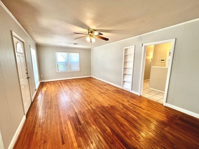 2305 30th St in Lubbock, TX - Building Photo - Building Photo