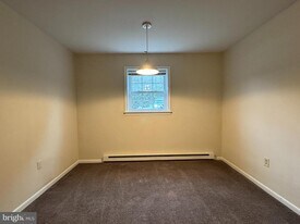 23 Orchard Hills Dr in Boyertown, PA - Building Photo