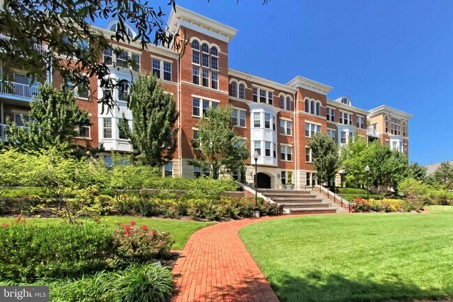 400 Cameron Station Blvd