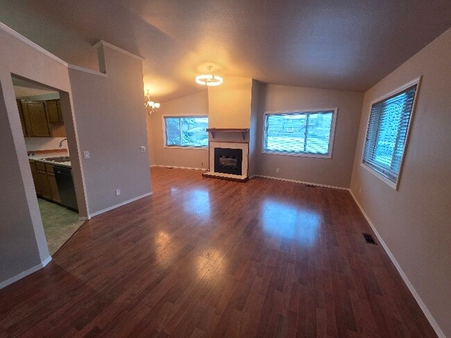 property at 18660 Kings Point Cir