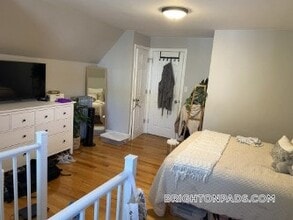 129 Brooks St in Boston, MA - Building Photo - Building Photo