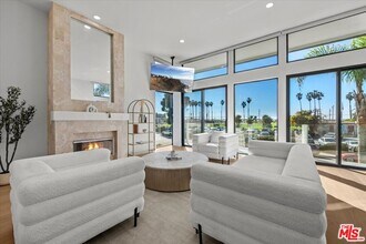 6730 Esplanade in Venice, CA - Building Photo - Building Photo