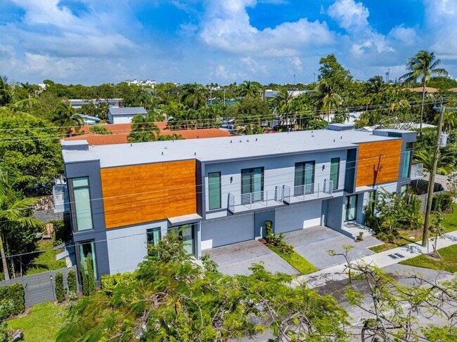 925 NE 6th St in Fort Lauderdale, FL - Building Photo - Building Photo