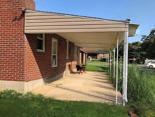 property at 2100 Peters Rd