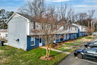 421 Honeywood Ave in Charlotte, NC - Building Photo - Building Photo