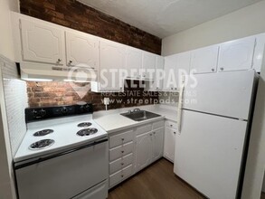 74 S Huntington Ave in Boston, MA - Building Photo - Building Photo