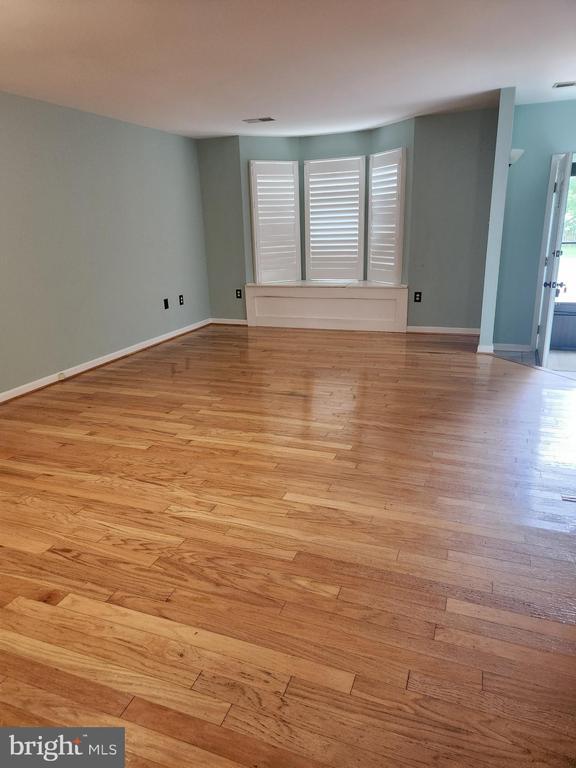 239 Morningside Dr in Falling Waters, WV - Building Photo - Building Photo