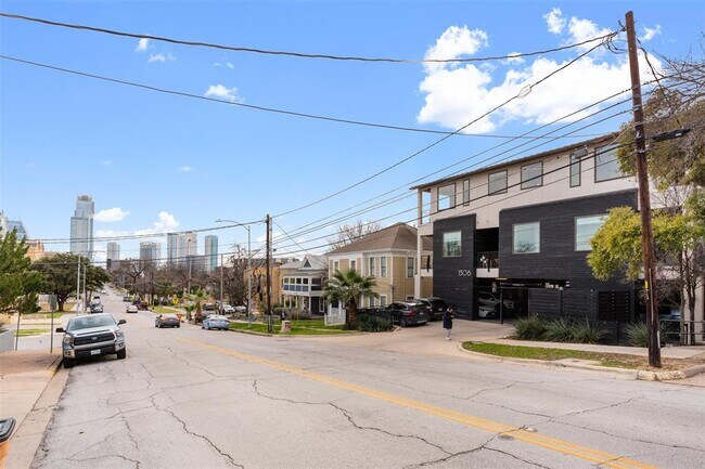 property at 1306 West Ave