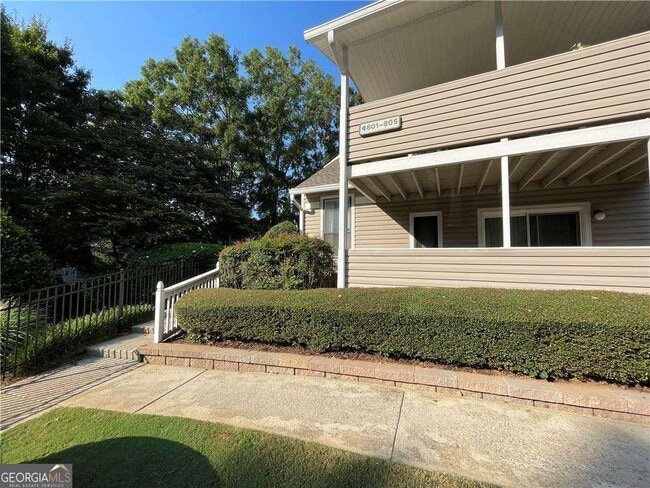 property at 803 Wynnes Ridge Cir SE