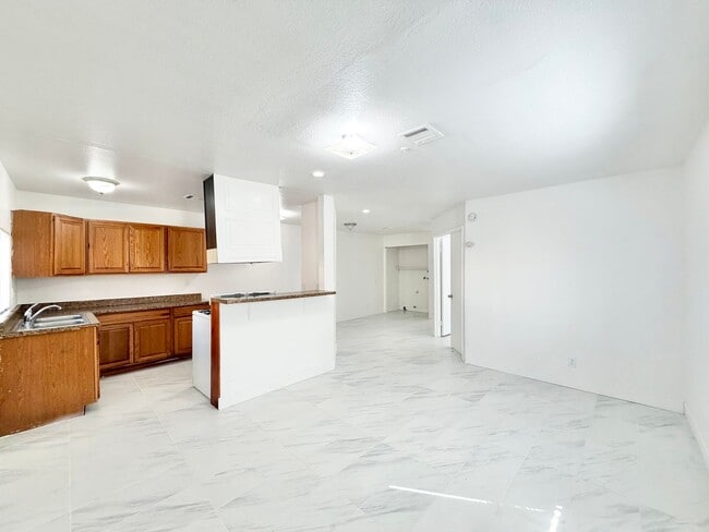 66369 Buena Vista Ave in Desert Hot Springs, CA - Building Photo - Building Photo