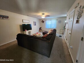 224 Smallwood Rd in Hubert, NC - Building Photo - Building Photo