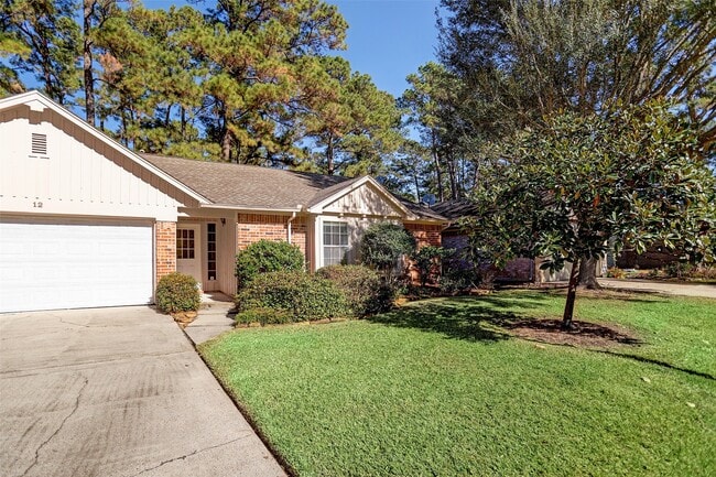property at 12 Fairmeade Bend Dr