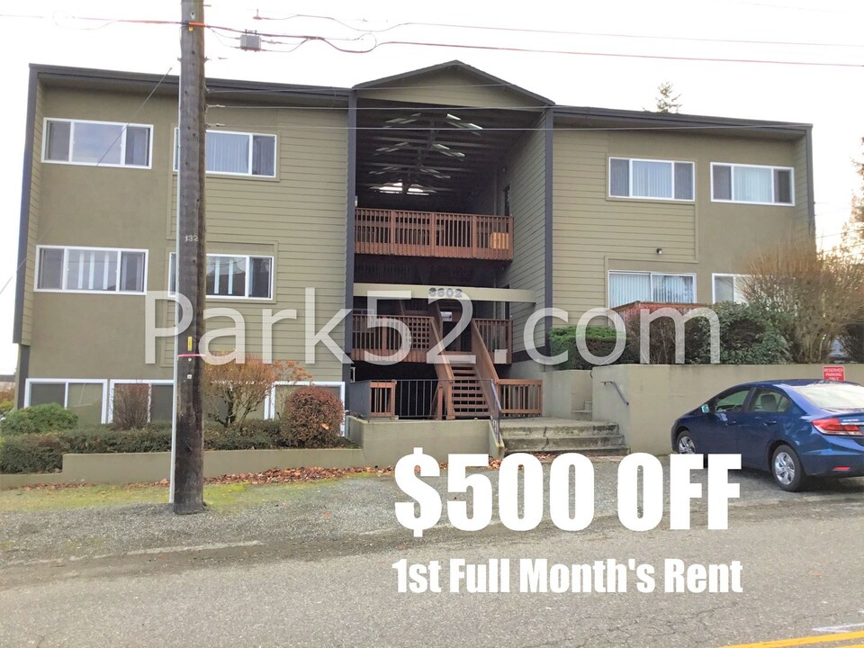 3602 S 15th St in Tacoma, WA - Foto de edificio