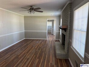 3031 W Woodbine Ave in Florence, SC - Building Photo - Building Photo