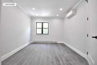 163 E 46th St in Brooklyn, NY - Building Photo - Building Photo