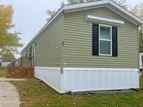 2404 N 8th St in Red Oak, IA - Building Photo - Building Photo