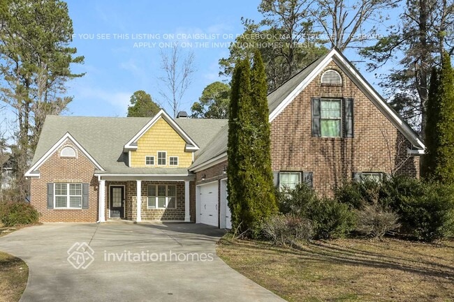 property at 680 Herring Rd