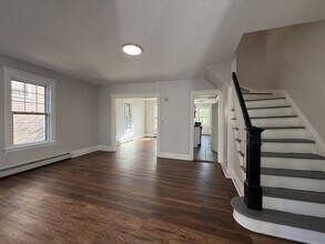 898 Myrtle Ave in Albany, NY - Building Photo - Building Photo