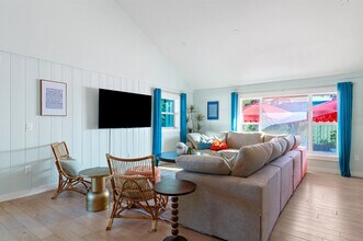 8709 9th Ave NW in Bradenton, FL - Building Photo - Building Photo