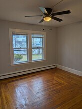 607 Hevey St, Unit 1R in Manchester, NH - Foto de edificio - Building Photo