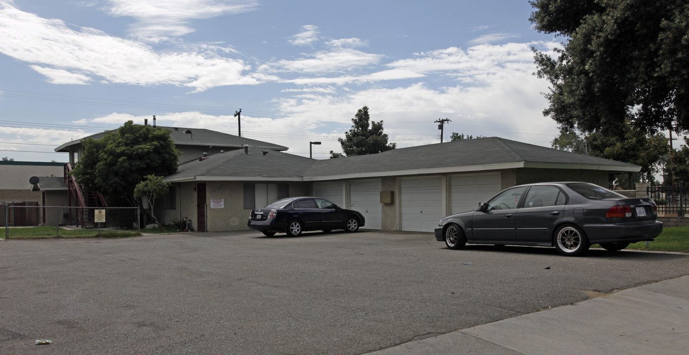 16929 Reed St in Fontana, CA - Building Photo