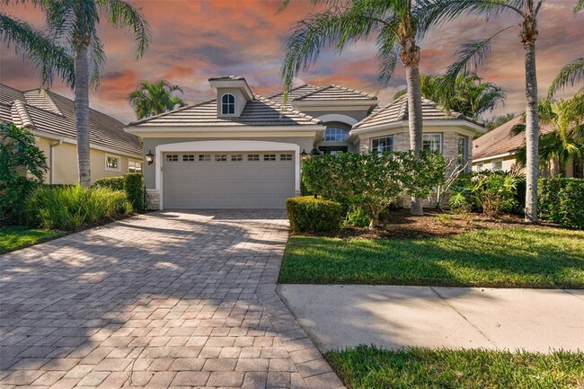 property at 7328 Lake Forest Gln