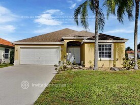 100 Derby Ln in West Palm Beach, FL - Building Photo