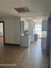 133 S Lake Ave in Albany, NY - Building Photo - Building Photo