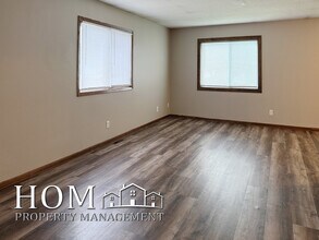 31 Devonshire Pl in Mankato, MN - Building Photo - Building Photo