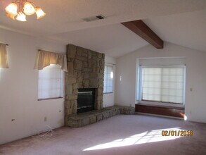 1512 N B Ct in Lompoc, CA - Building Photo - Building Photo
