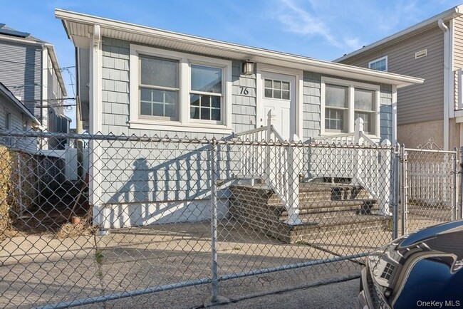 property at 76 Vermont St