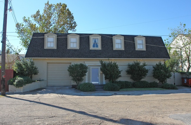 1020 Terpsichore St in New Orleans, LA - Foto de edificio - Building Photo