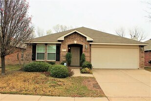12732 Northern Pine Dr in Keller, TX - Building Photo