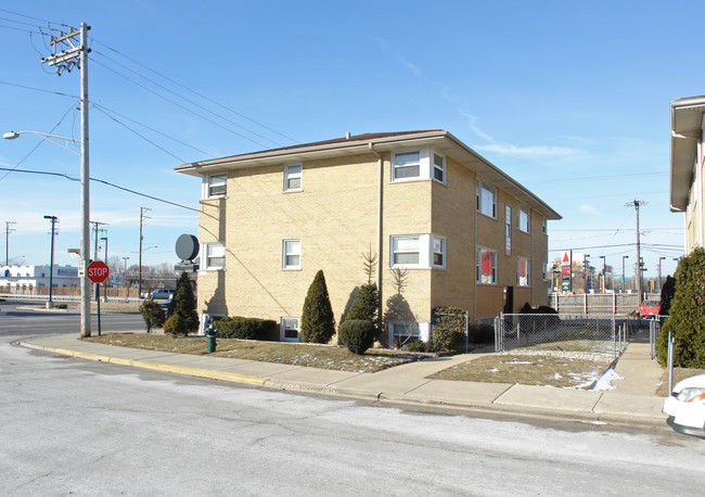 2824 Lincoln St in Franklin Park, IL - Building Photo - Building Photo