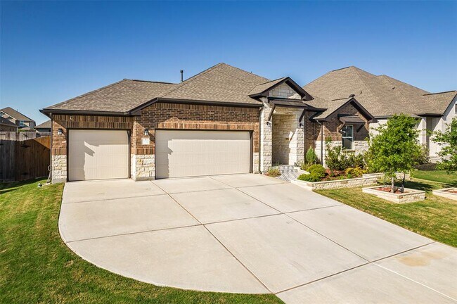 3808 Sandhill Crane Dr in Pflugerville, TX - Foto de edificio - Building Photo