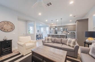 588 Rosa Monte Wy in Marina, CA - Building Photo - Building Photo