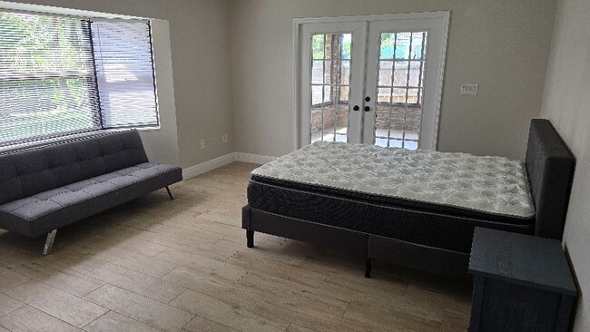 property at 1315 Armory Dr NE